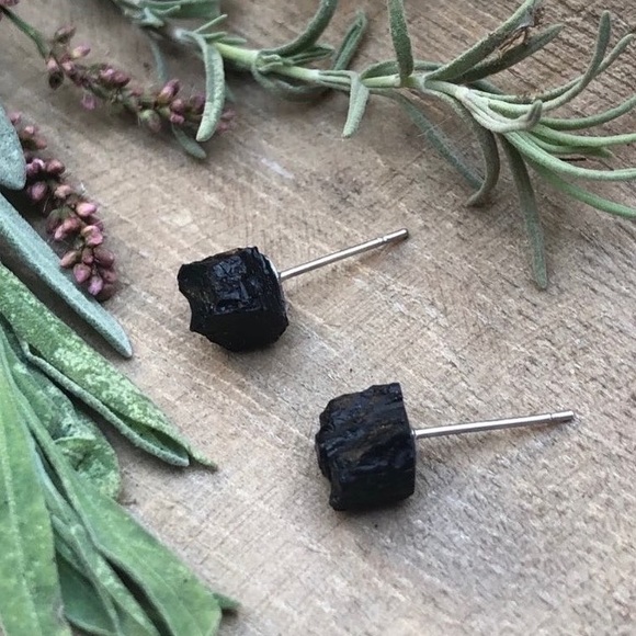 Estrella & Luna Jewelry - 🆕 New Raw Black Tourmaline Crystal Stud Gemstone Earrings